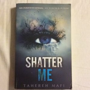 Shatter Me (Book 1)